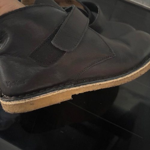 Kickers boots like new, size 34, black with anti-slip sole