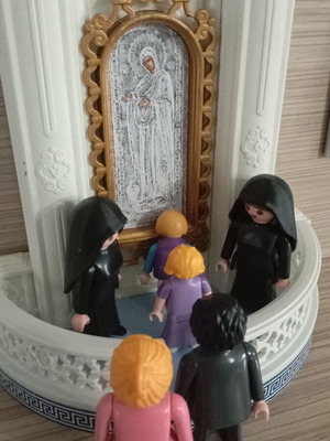 Playmobil Family Pilgrimage to Panagia like new