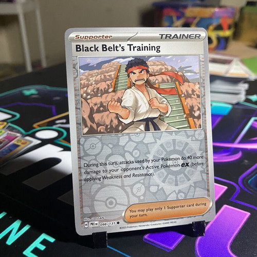 Pokemon TCG Black Belt's Training card like new