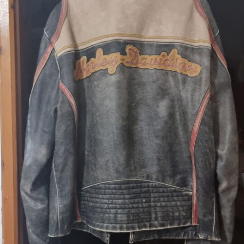 Harley Davidson vintage leather jacket like new
