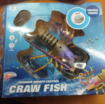 Battery-powered toy crawfish