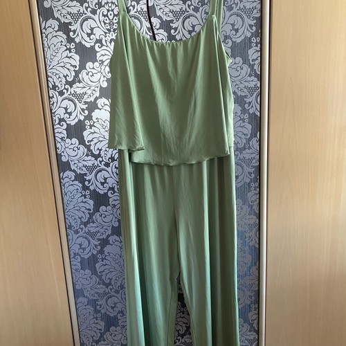 Kyara Sage Green Wide-Leg Jumpsuit like new