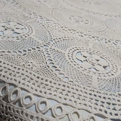 Machine lace round tablecloth 1.80 m, unused