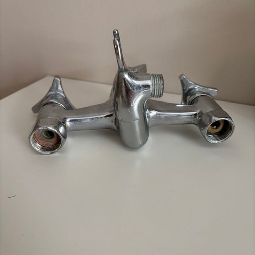 Bathtub/shower faucet used, heavy metal, classic design