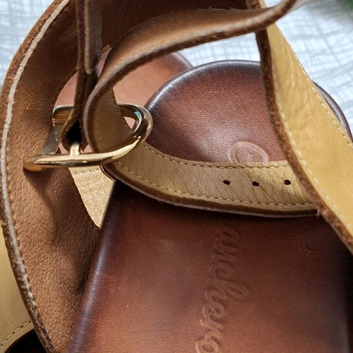 Commanchero Original leather sandals like new, size 38, croco color