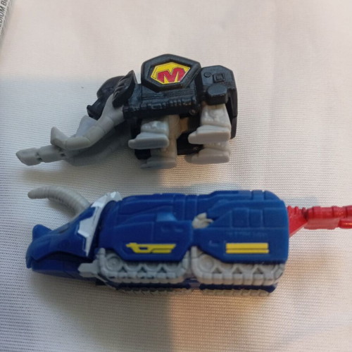 Vintage Mighty Morphin Power Rangers Mini Figures used, Mastodon & Triceratops Zords