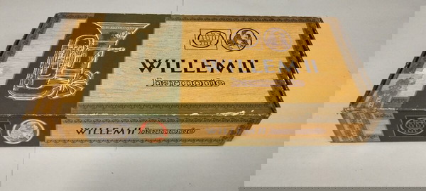 Vintage χάρτινο κουτί πούρων "Willem II harmonie"