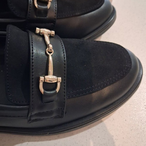 Loafers women’s like new with anti-slip sole, suede