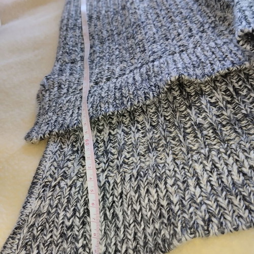 Bardot knitted dress new, in white, grey and black