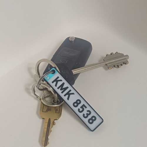 Custom car license plate keychain, new, turquoise multicolor