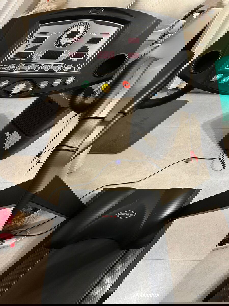 Διάδρομος γυμναστικής Stealth 10… € 100,00