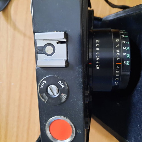 Vintage camera collection used for repair or decoration