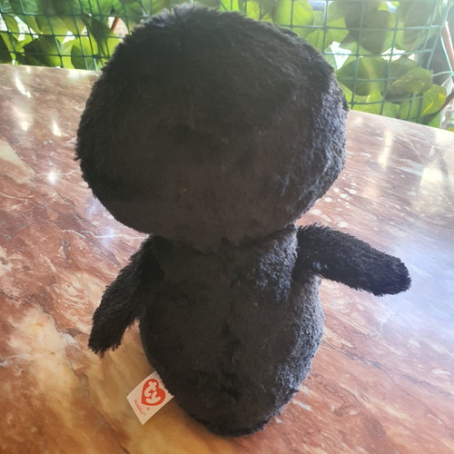 Penguin plush toy new, beautiful condition