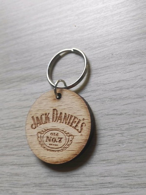 Ξύλινο μπρελόκ Jack Daniels καινούριο με χάραξη λέιζερ