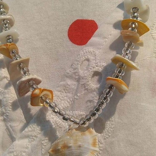 Vintage shell necklace 00s used, summer style with beads and shells