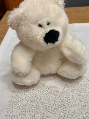 White plush teddy bear like new, medium size 18 cm