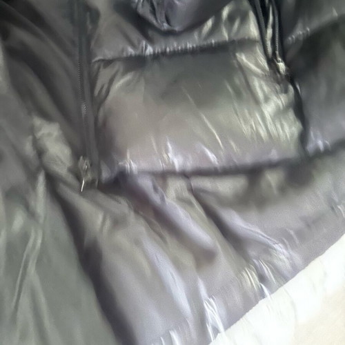Women's puffer jacket black like new, size XL
