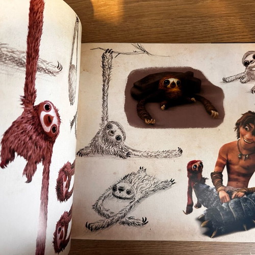 The Art of the Croods book like new