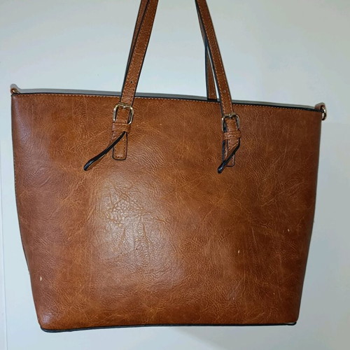 Women's shoulder bag brown like new