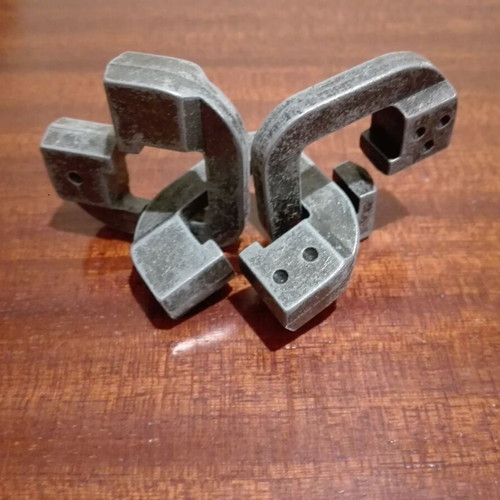 Hanayama Cast Chain puzzle used, high difficulty