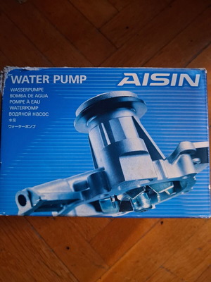 Aisin car water pump WPT-108 16100-19295, new