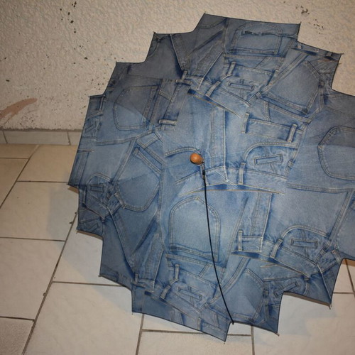 Youth umbrella with denim pattern and unique finish new