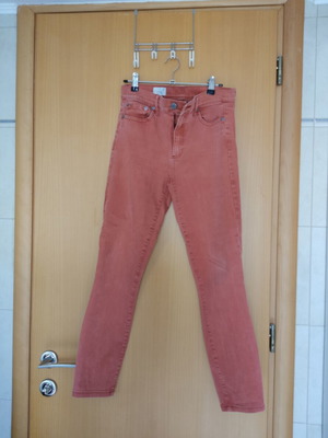 Gap elastic terracotta jeans size 27 used