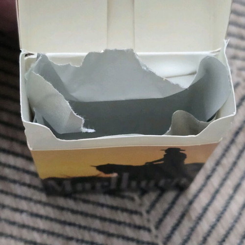 Marlboro special edition empty pack used