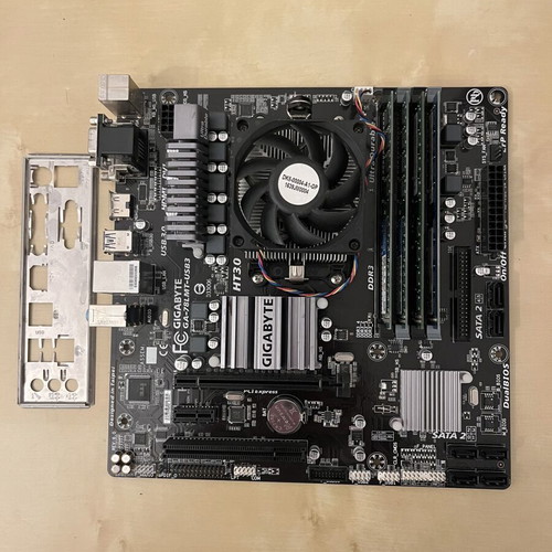 AM3+ set AMD FX-4320 with Gigabyte 78LMT-USB3 motherboard and 16GB RAM