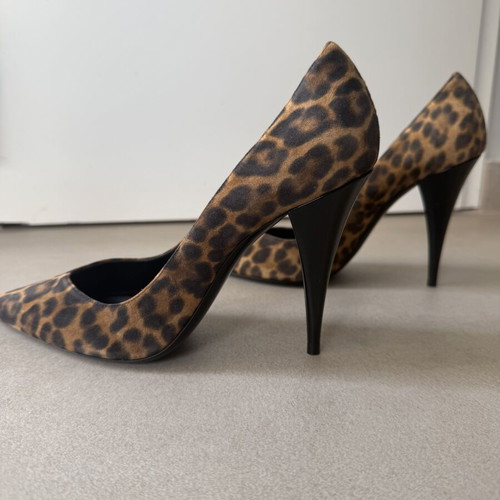 Saint Laurent Kiki Leopard Suede Pumps New