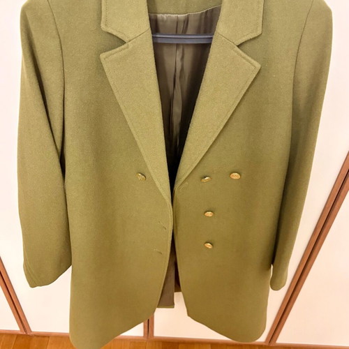 Wool Italian classical straight coat size M 38-40 like new, green