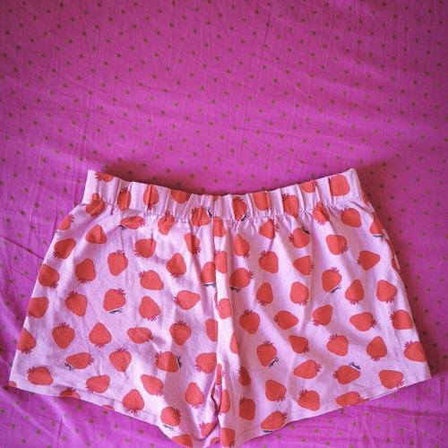 United Colors of Benetton skort, size 2XL, red and pink