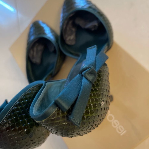 Sergio Rossi snake pumps like new, size 37, green