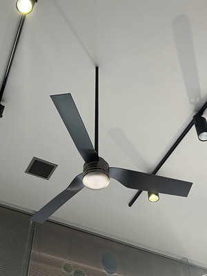 Ανεμιστήρας Hunter μεταχειρισμένος με προέκταση 1 m και τρεις ταχύτητες