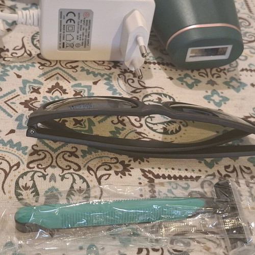 Depilatory instrument like new