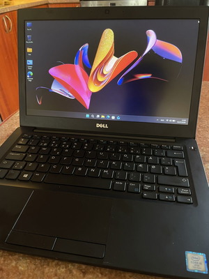 Dell Latitude 7280 laptop used, Intel Core i5, 8GB RAM, 256GB SSD