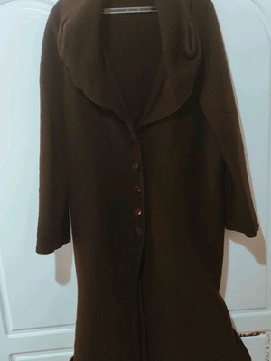 Wool cardigan like new, brown, fits up to XL