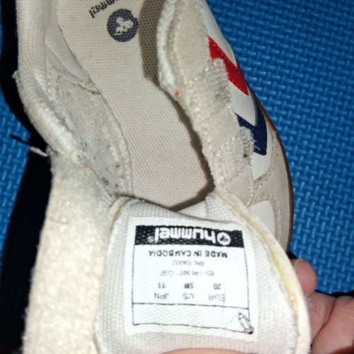 Hummel sports shoes size 20 like new, leather