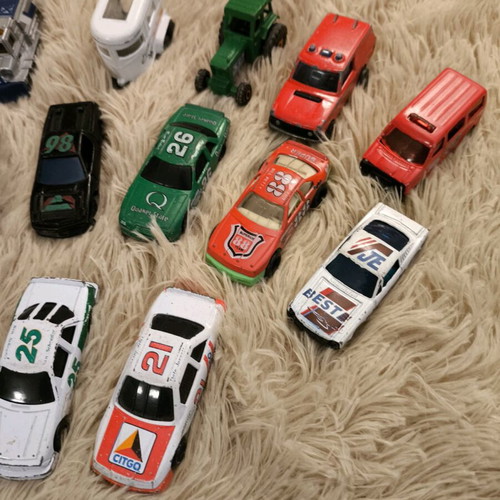 Set of 20 metal toy cars used, racing, F1, tractors, helicopter