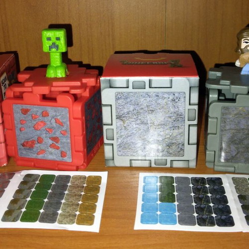 McDonald’s Happy Meal Minecraft figures pack of 4, like new