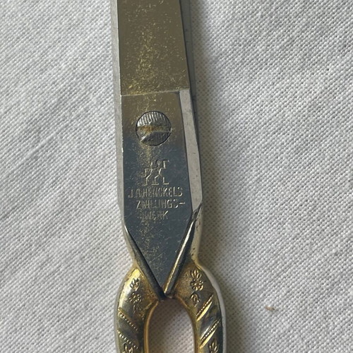 Zwilling J. A. Henckels antique scissors set of 4 in leather case used