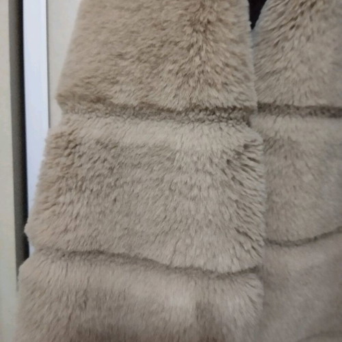 Fur with hood beige like new, size S/M