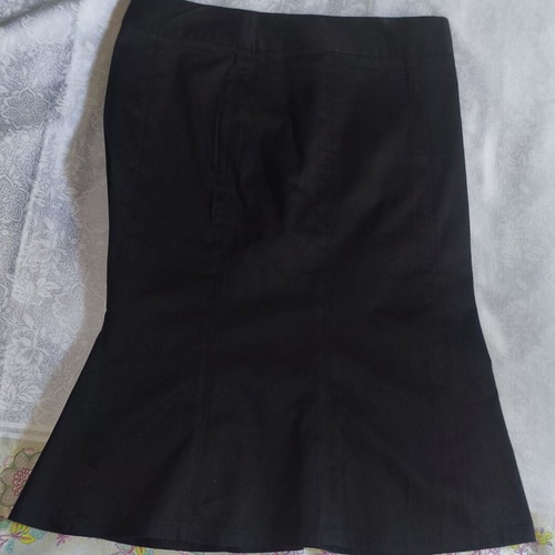 Zara Basic black midi skirt mermaid cut size M like new