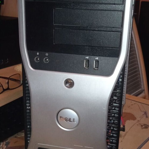 Dell Precision T3400 refurbished computer with Dell monitor gift