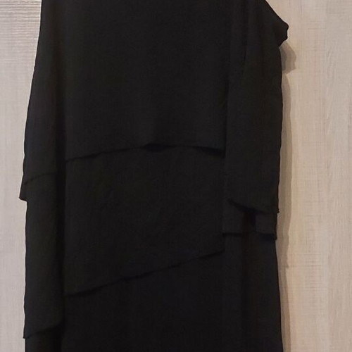 Black asymmetrical dress like new, size 38