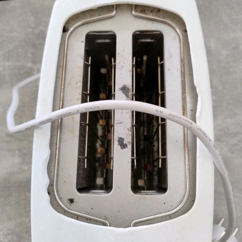 Severin Toaster used, white color, fully functional
