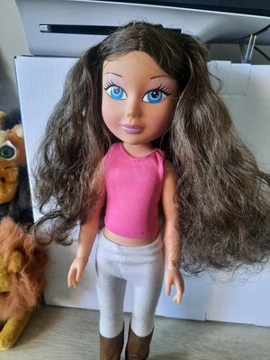Simba toys doll used, retro model taller than Barbie