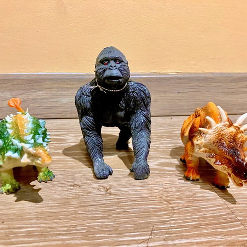 Chimpanzee and dinosaurs used, set of 3 figures