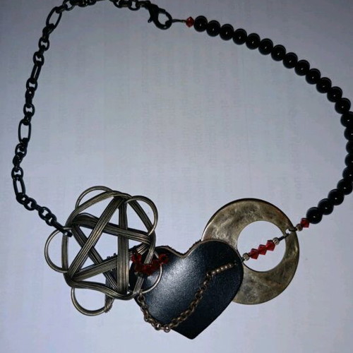 Handmade necklace like new