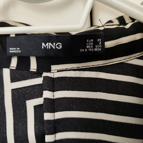 MANGO satin shirt black-beige XS like new